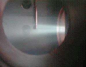 Выходящая струя водородной плазмы с зондом Лэнгмюра